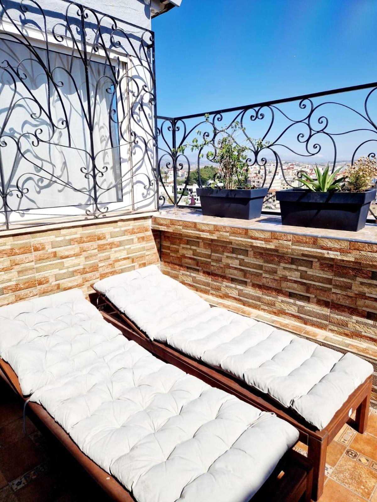 Appartement 250M2 Avec Grande Terasse Sans Vis A Vis Ensoleille Tangier Exterior photo
